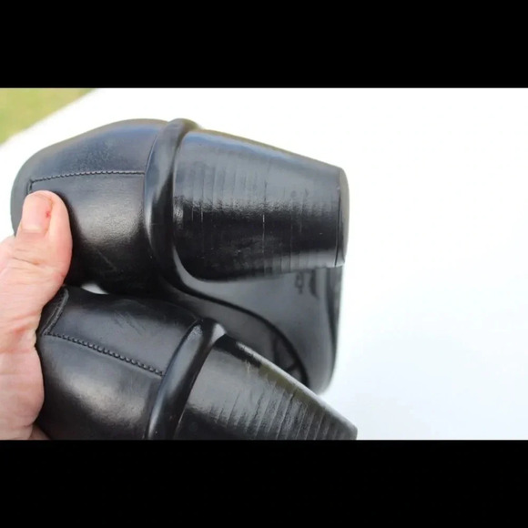 Dansko shoes - Picture 5 of 8